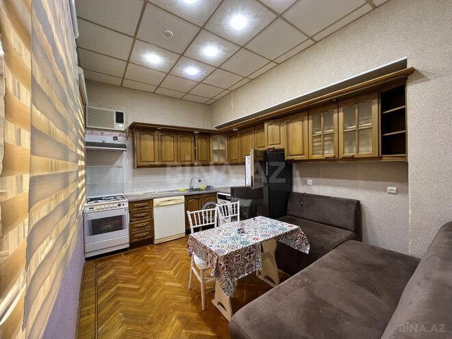 Сдаётся 3-комн. вторичка 100 м², м. Сахил, photo 6 from 9