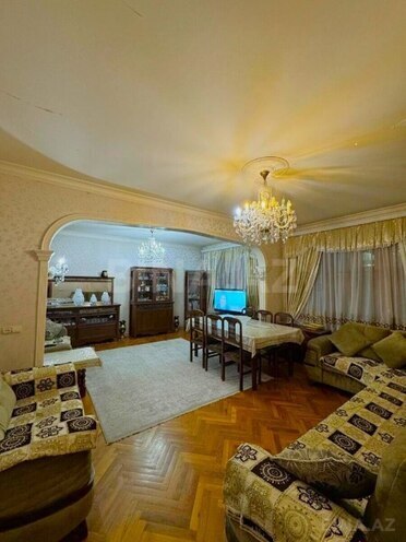 Продаётся 5-комн. вторичка 110 м², м. Азадлыг проспекти, photo 1 from 15