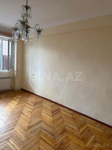 İcarəyə verilir 3 otaqlı köhnə tikili 55 m², Gənclik m., photo 1 from 10