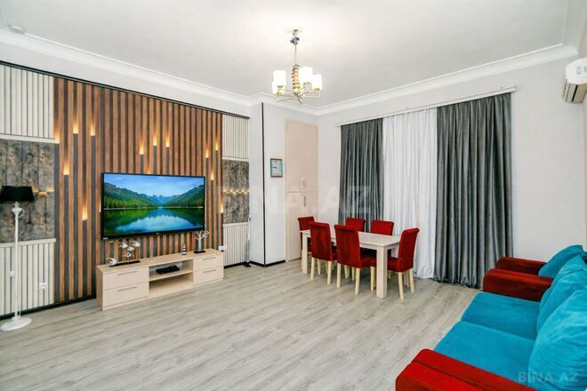 İcarəyə verilir 4 otaqlı köhnə tikili 150 m², Sahil m., photo 29 from 31