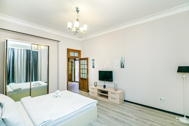 İcarəyə verilir 4 otaqlı köhnə tikili 150 m², Sahil m., photo 20 from 31
