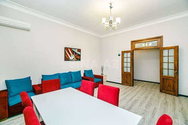 İcarəyə verilir 4 otaqlı köhnə tikili 150 m², Sahil m., photo 27 from 31