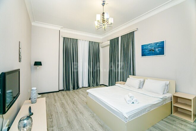 İcarəyə verilir 4 otaqlı köhnə tikili 150 m², Sahil m., photo 21 from 31
