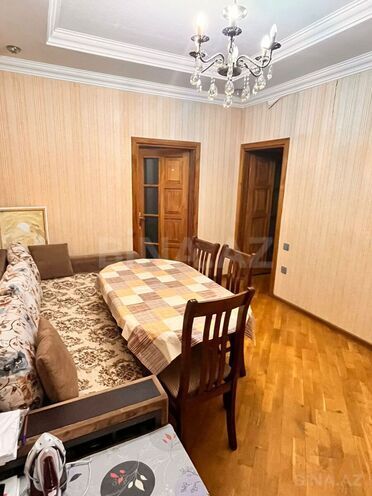 Продаётся 2-комн. вторичка 50 м², м. 20 января, photo 1 from 10