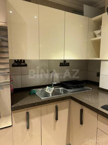 Сдаётся 2-комн. вторичка 70 м², Насиминский  р., photo 17 from 26