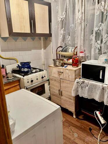 Продаётся 2-комн. вторичка 50 м², м. Нефтчиляр, photo 6 from 9