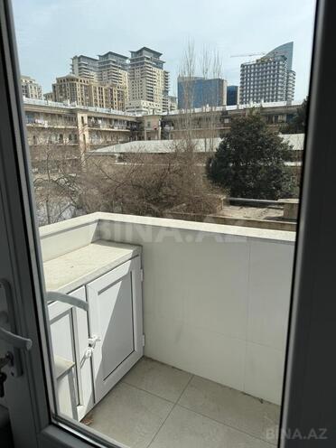 İcarəyə verilir 2 otaqlı köhnə tikili 65 m², 28 May m., photo 12 from 16