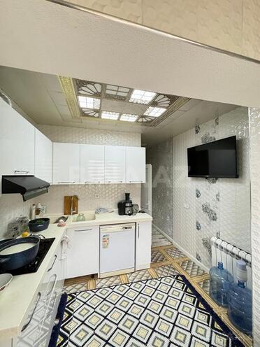 Продаётся 3-комн. вторичка 70 м², пос. Карачухур, photo 4 from 13