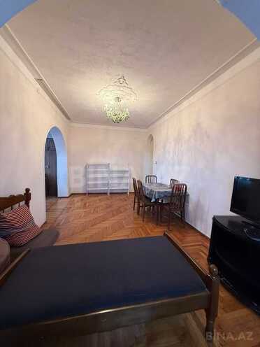 Продаётся 1-комн. вторичка 45 м², м. Иншаатчылар, photo 8 from 9