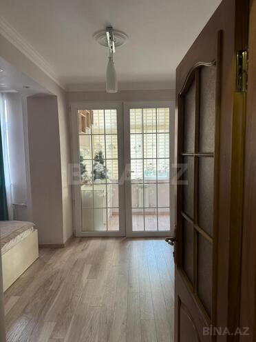 Сдаётся 3-комн. вторичка 80 м², м. Шах Исмаил Хатаи, photo 1 from 14