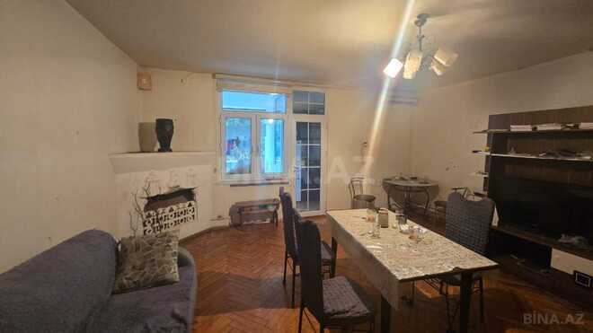 Satılır 3 otaqlı köhnə tikili 54 m², 28 May m., photo 1 from 11