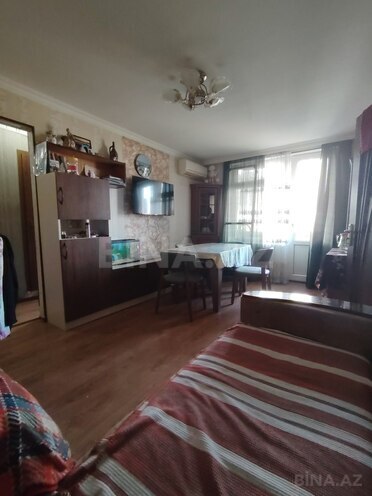 Продаётся 2-комн. вторичка 46 м², м. Кара Караев, photo 6 from 21