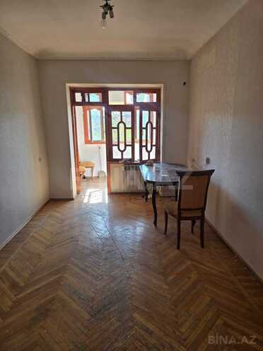 Продаётся 2-комн. вторичка 63 м², м. Элмляр Академиясы, photo 5 from 11