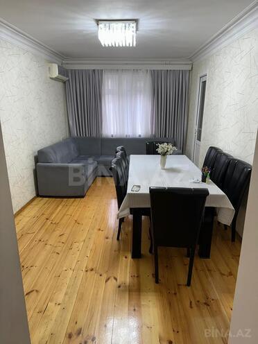 Satılır 5 otaqlı köhnə tikili 130 m², Badamdar q., photo 1 from 12