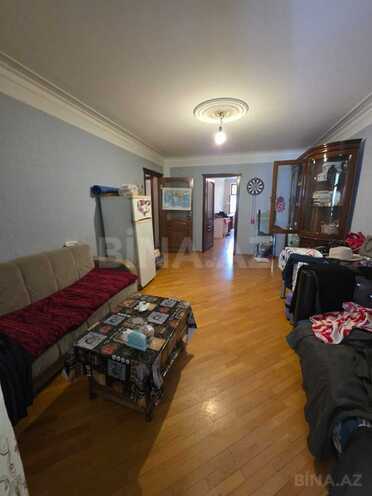 Продаётся 3-комн. вторичка 70 м², м. Иншаатчылар, photo 4 from 10