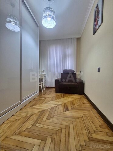 Satılır 3 otaqlı köhnə tikili 75 m², Səbail r., photo 5 from 12