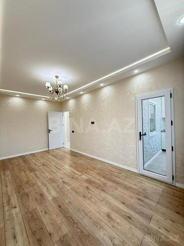 Продаётся 3-комн. вторичка 70 м², м. Ази Асланов, photo 3 from 26