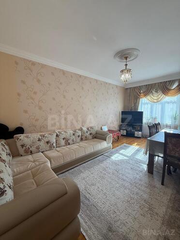 Satılır 3 otaqlı köhnə tikili 80 m², Yeni Günəşli q., photo 1 from 17