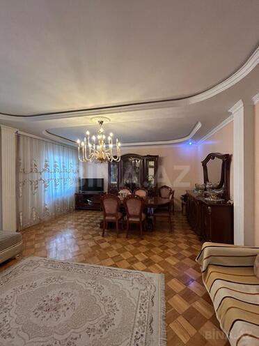 Satılır 4 otaqlı köhnə tikili 110 m², İnşaatçılar m., photo 4 from 25