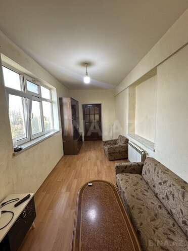 Продаётся 4-комн. вторичка 120 м², м. Ази Асланов, photo 18 from 26