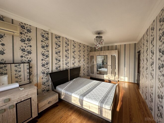 Продаётся 4-комн. вторичка 120 м², м. Ази Асланов, photo 4 from 26