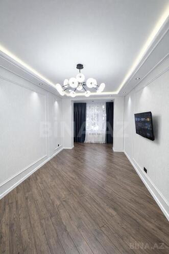 Продаётся 3-комн. вторичка 95 м², пос. Бакиханова, photo 1 from 15