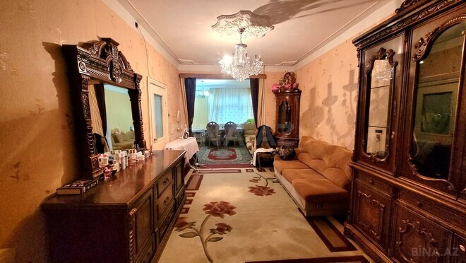 Продаётся 3-комн. вторичка 70 м², м. Азадлыг проспекти, photo 1 from 14