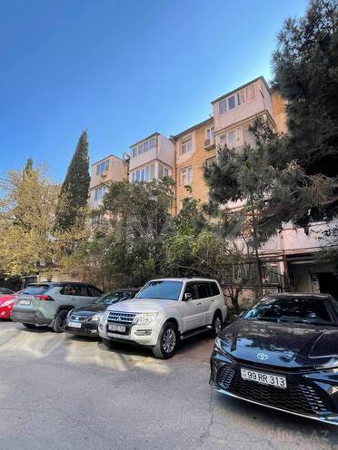Satılır 3 otaqlı köhnə tikili 70 m², Elmlər Akademiyası m., photo 3 from 19