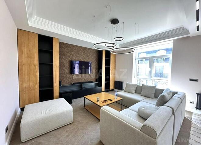 İcarəyə verilir 3 otaqlı yeni tikili 140 m², Ağ şəhər q., photo 1 from 13