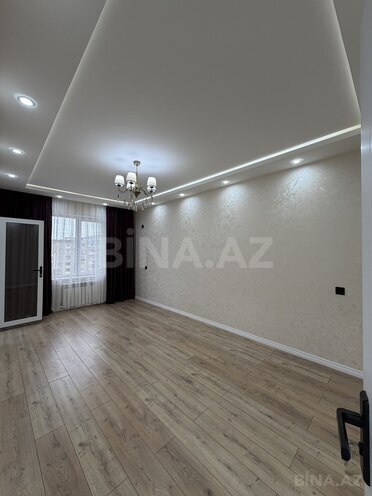 Продаётся 3-комн. вторичка 65 м², м. Ази Асланов, photo 3 from 17