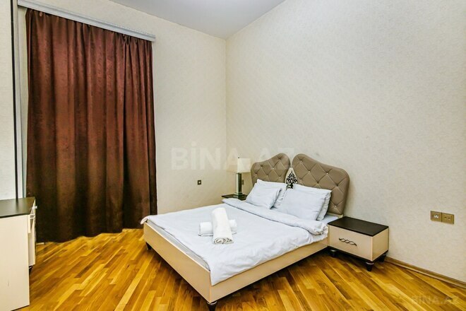 Сдаётся 3-комн. вторичка 87 м², м. Сахил, photo 23 from 32
