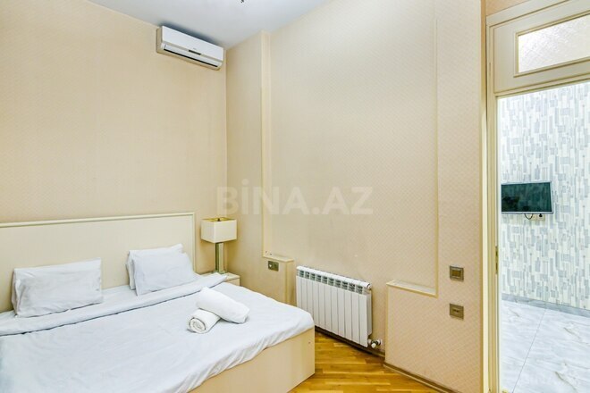 Сдаётся 3-комн. вторичка 87 м², м. Сахил, photo 7 from 32