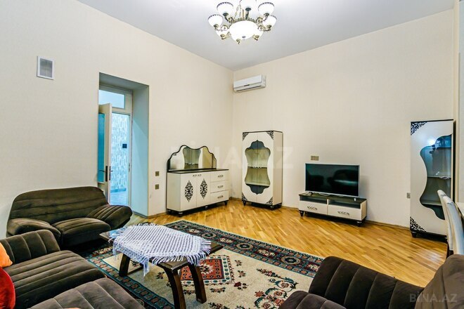 Сдаётся 3-комн. вторичка 87 м², м. Сахил, photo 8 from 32
