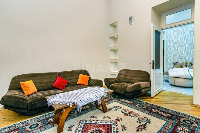 Сдаётся 3-комн. вторичка 87 м², м. Сахил, photo 28 from 32
