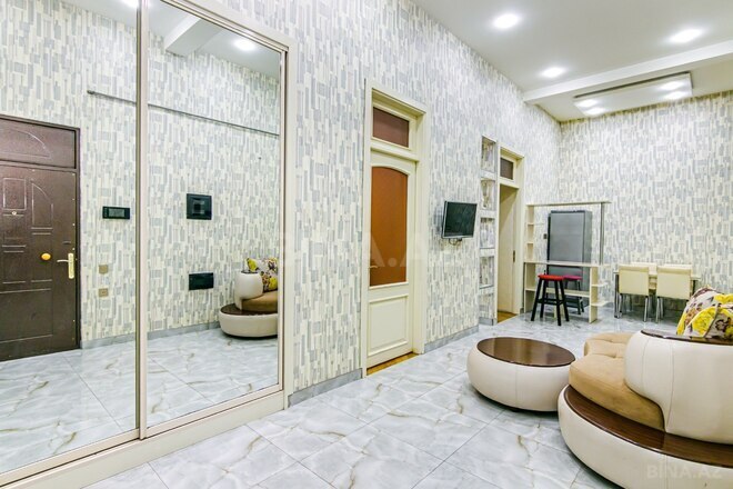 Сдаётся 3-комн. вторичка 87 м², м. Сахил, photo 10 from 32