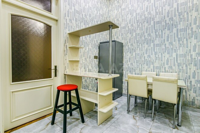 Сдаётся 3-комн. вторичка 87 м², м. Сахил, photo 22 from 32