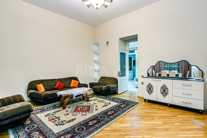 Сдаётся 3-комн. вторичка 87 м², м. Сахил, photo 9 from 32