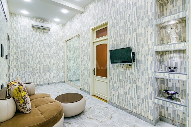 Сдаётся 3-комн. вторичка 87 м², м. Сахил, photo 6 from 32