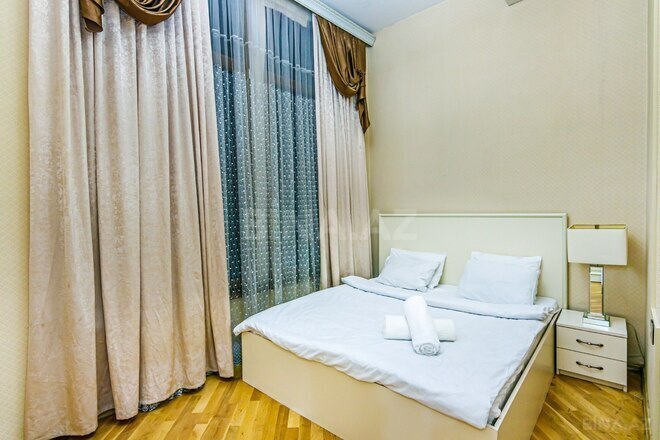 Сдаётся 3-комн. вторичка 87 м², м. Сахил, photo 27 from 32