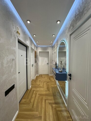 Продаётся 3-комн. вторичка 65 м², м. Ахмедлы, photo 1 from 17