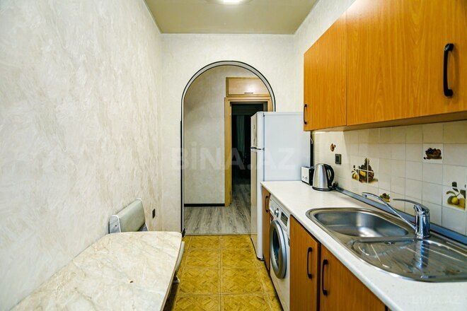 Сдаётся 3-комн. вторичка 81 м², м. Сахил, photo 6 from 32