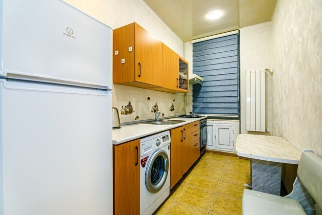 Сдаётся 3-комн. вторичка 81 м², м. Сахил, photo 3 from 32