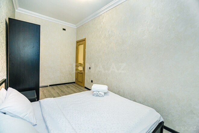 Сдаётся 3-комн. вторичка 81 м², м. Сахил, photo 14 from 32