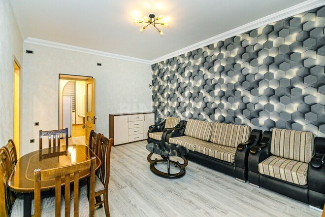 Сдаётся 3-комн. вторичка 81 м², м. Сахил, photo 22 from 32