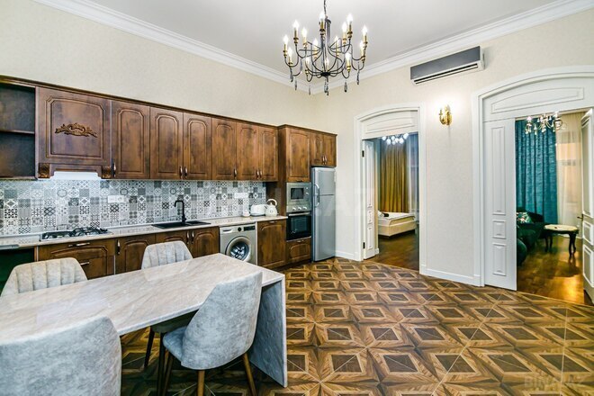 Сдаётся 2-комн. вторичка 68 м², м. Сахил, photo 18 from 31
