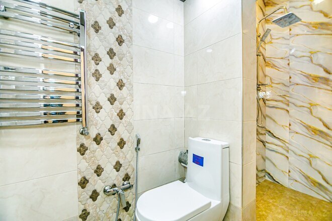 Сдаётся 3-комн. вторичка 84 м², м. Ичеришехер, photo 8 from 31