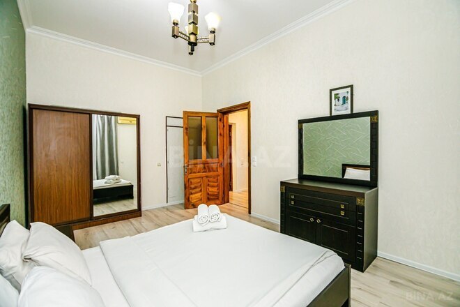 Сдаётся 3-комн. вторичка 84 м², м. Ичеришехер, photo 20 from 31