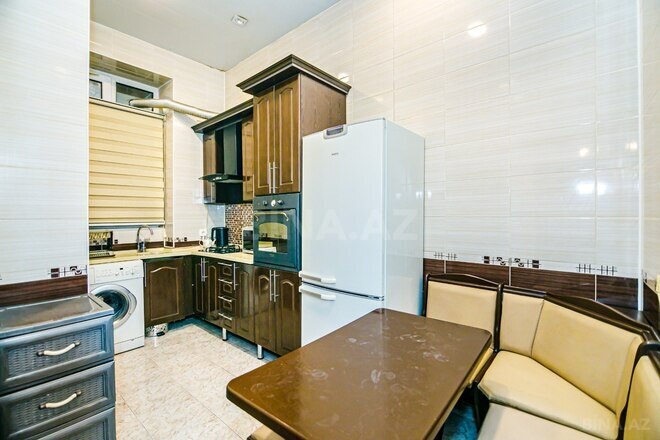 Сдаётся 3-комн. вторичка 84 м², м. Ичеришехер, photo 7 from 31