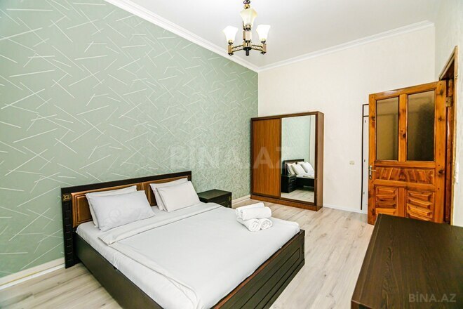 Сдаётся 3-комн. вторичка 84 м², м. Ичеришехер, photo 22 from 31