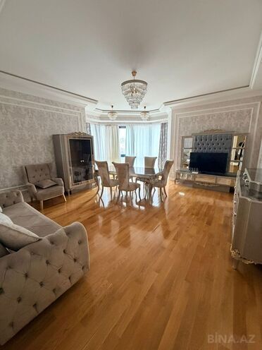 Сдаётся 2-комн. новостройка 125 м², м. Низами, photo 3 from 24